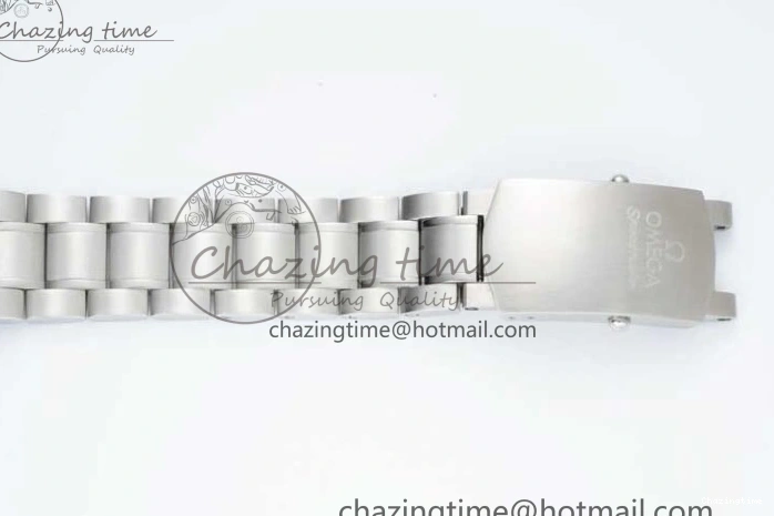 0503 Speedmaster Racing Master SS HKF Best Edition Black Dial on SS Bracelet A Versatile 7810